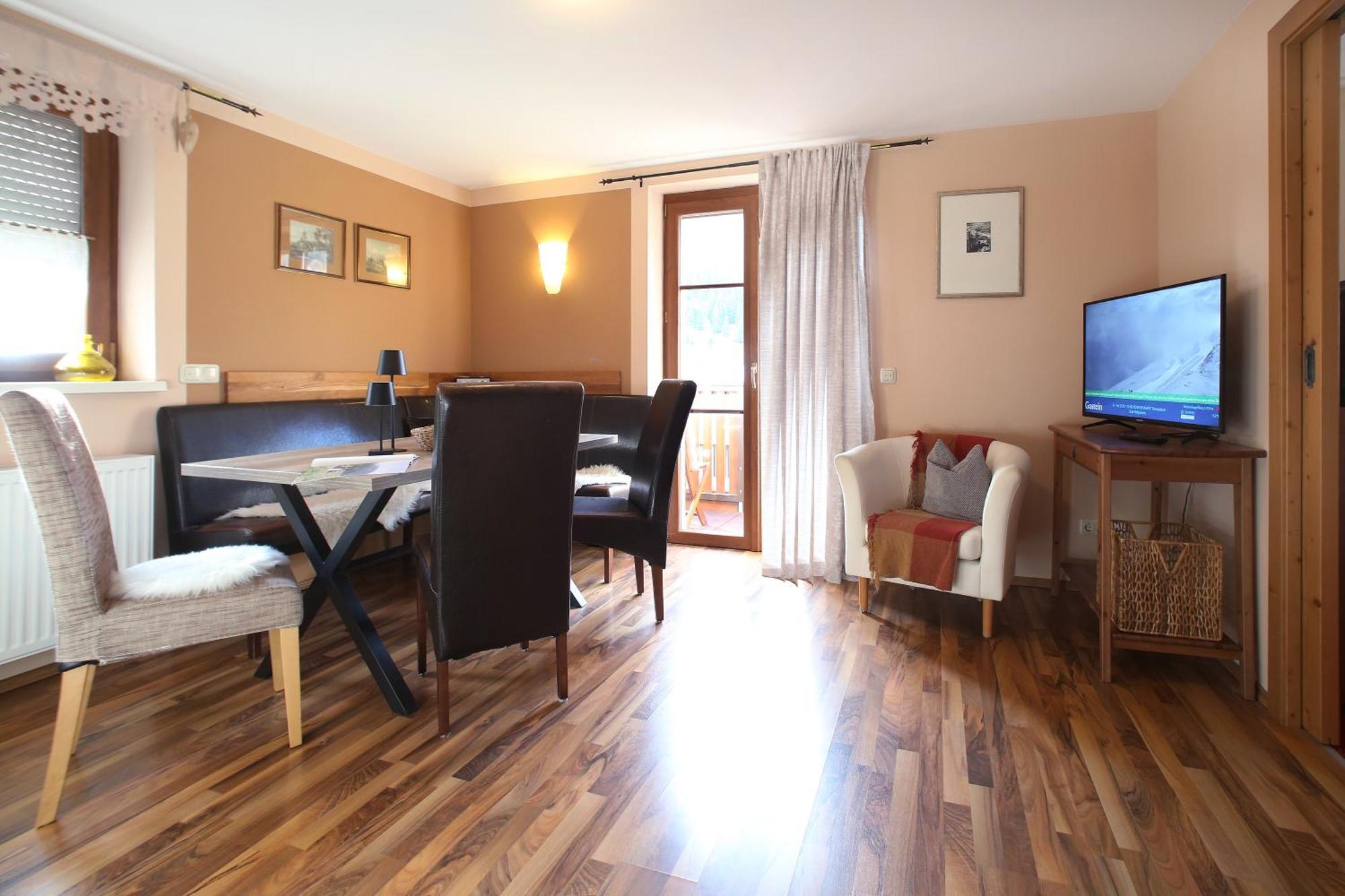 Landhaus Rieser บาดฮอฟกัสไตน์ ภายนอก รูปภาพ
